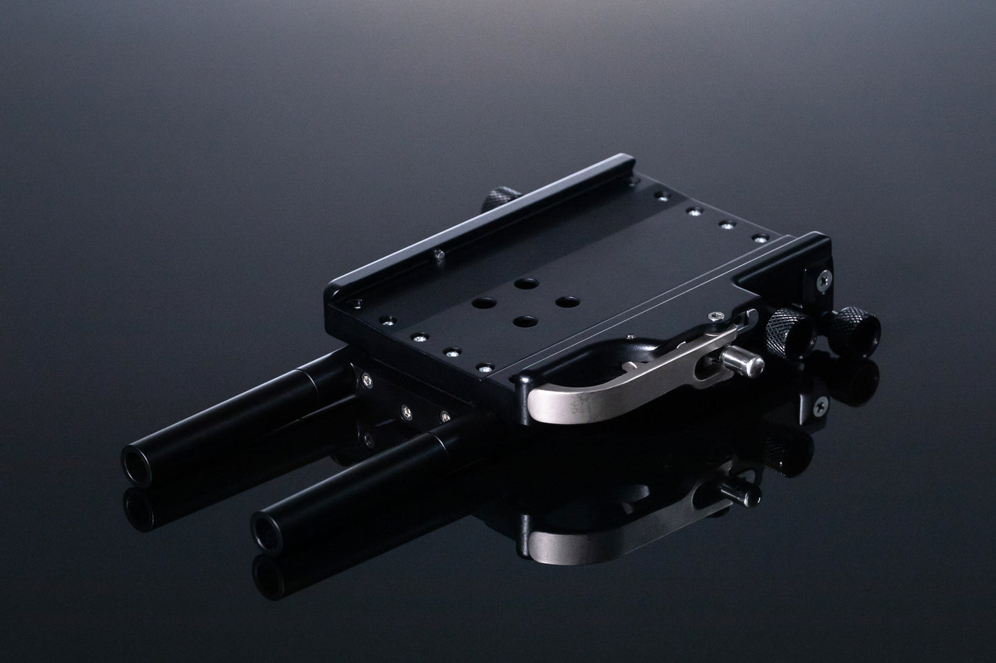 DBIII Toolless Topstage